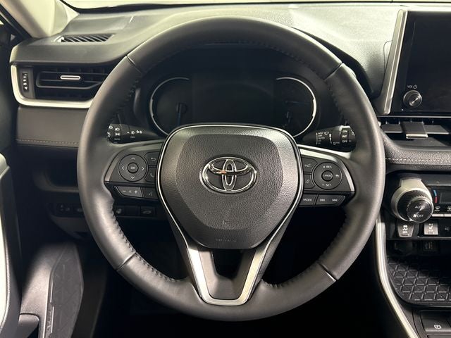 2025 Toyota RAV4 Hybrid XLE Premium