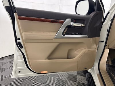 2013 Toyota Land Cruiser Base