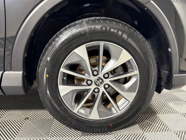 2016 Toyota RAV4 Hybrid XLE
