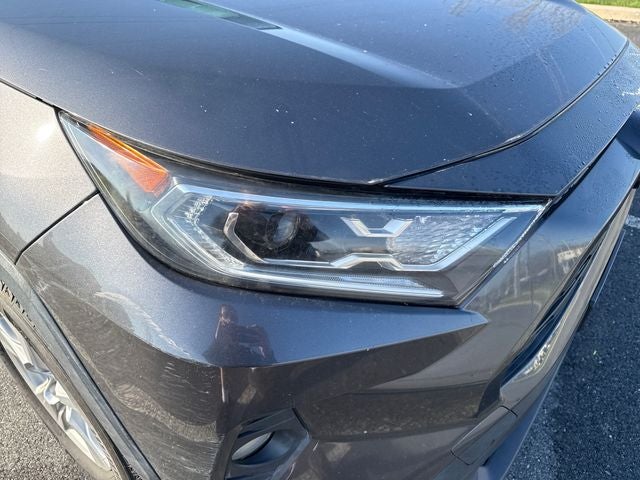 2019 Toyota RAV4 Hybrid XLE