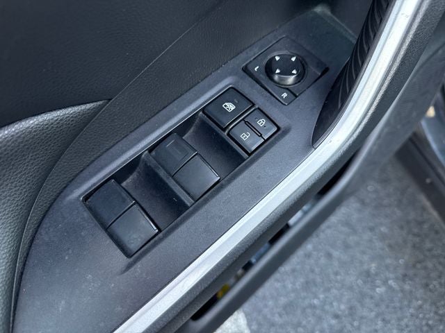 2019 Toyota RAV4 Hybrid XLE