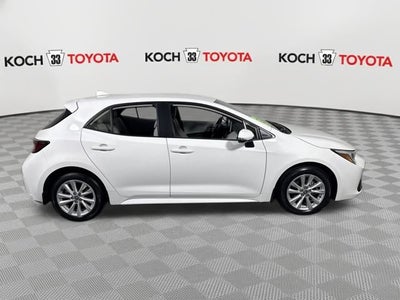 2025 Toyota Corolla Hatchback SE