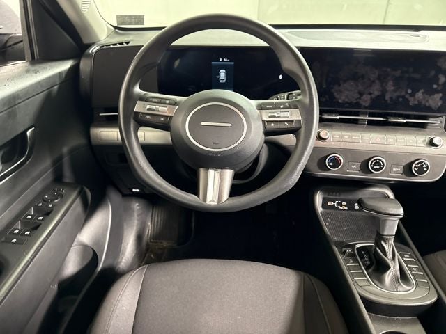 2025 Hyundai Kona SE