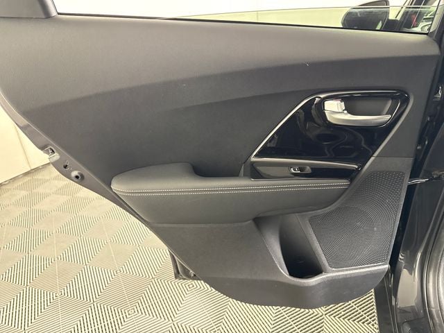 2020 Kia Niro Plug-In Hybrid LXS
