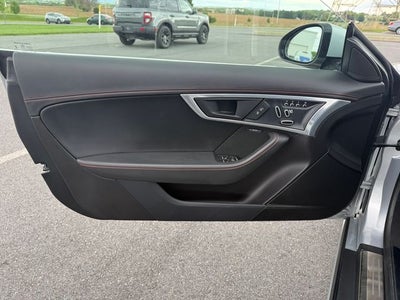 2019 Jaguar F-TYPE R