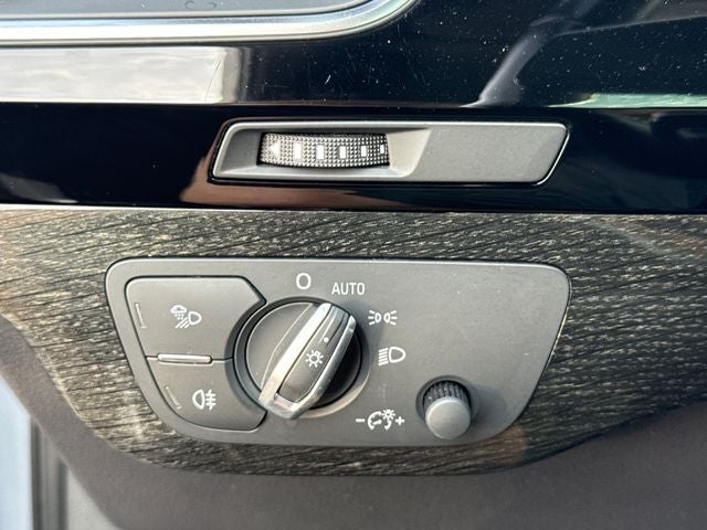 2019 Audi Q7 55 Premium Plus quattro